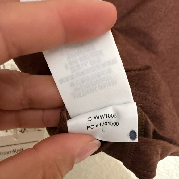 VUORI HALO PERFORMANCE CROP IN Cedar Heather Color Size Large NWT - Picture 9 of 10